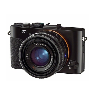 DSC-RX1 全画幅黑卡数码相机 35mm F2 蔡司定焦头